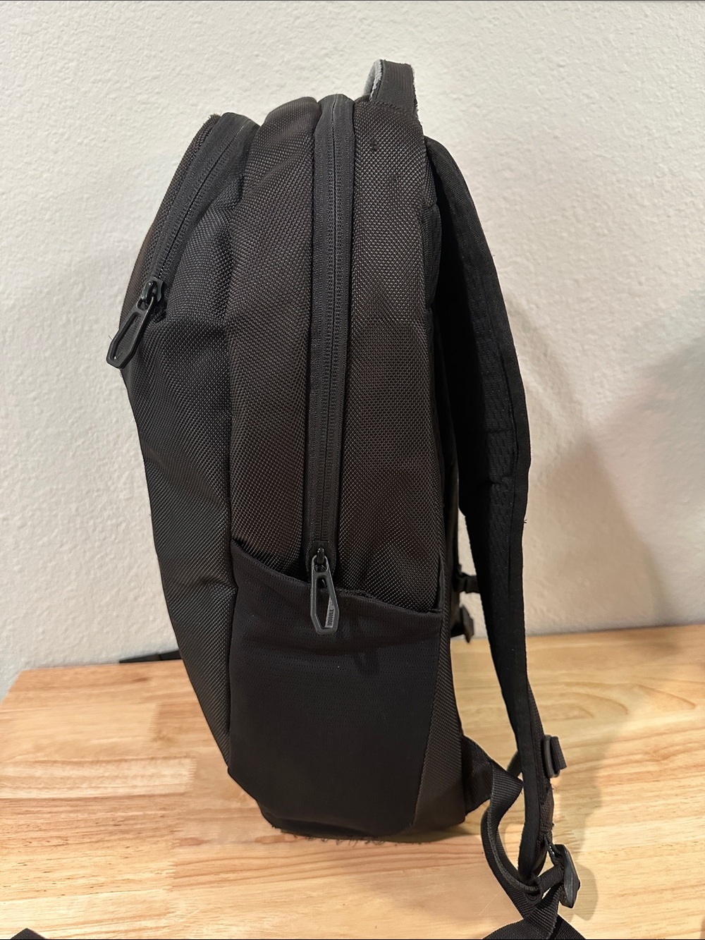 Thule Accent Backpack - Picture 3 of 16